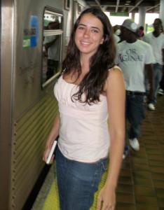 thumbs/110704-cris-1.jpg.jpg